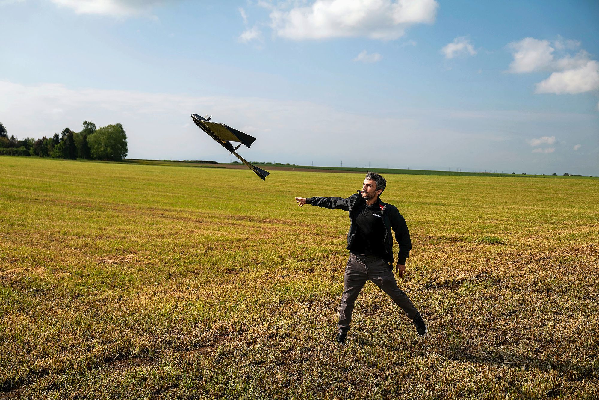 https://www.terrenature.ch/app/uploads/2025/05/PT_05_Drone_Agritech_Sensefly_Changins_01_L1040293ENT_ID25694.jpeg