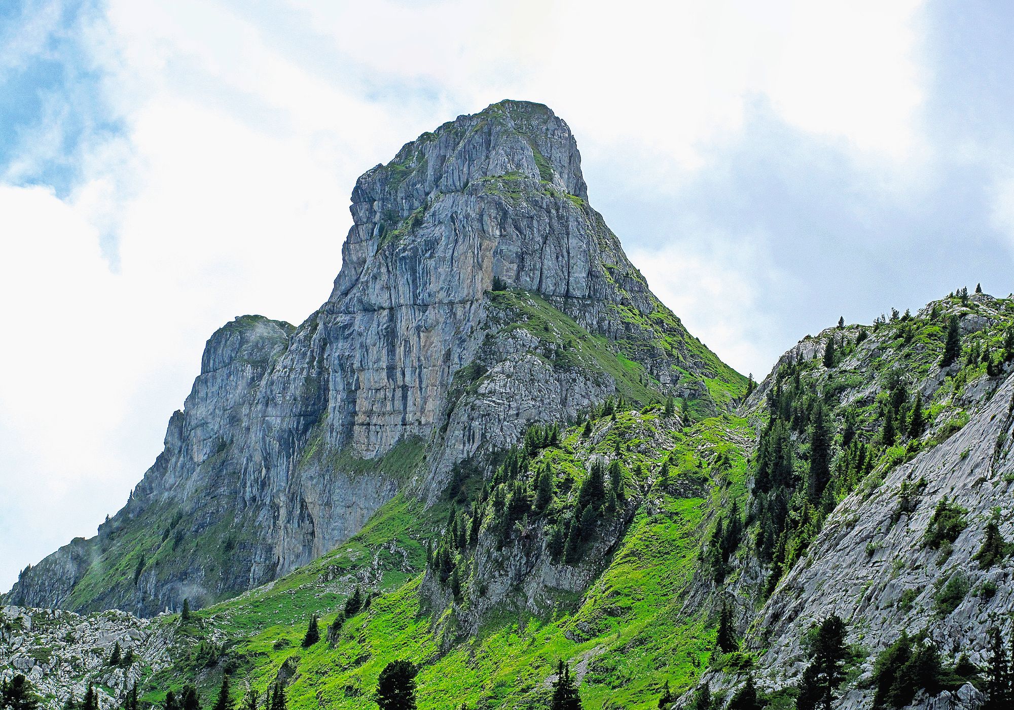 https://www.terrenature.ch/app/uploads/2025/09/17_00_tour_famelon_0304.jpeg
