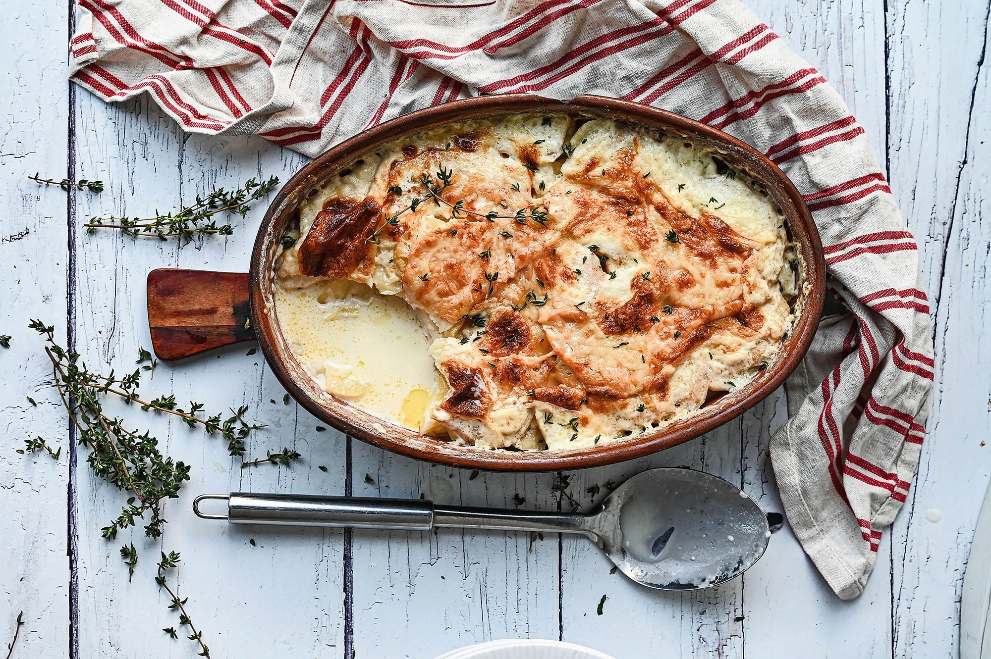 https://www.terrenature.ch/app/uploads/2025/12/17_Gratin-dauphinois-revisite-au-celeri.jpeg