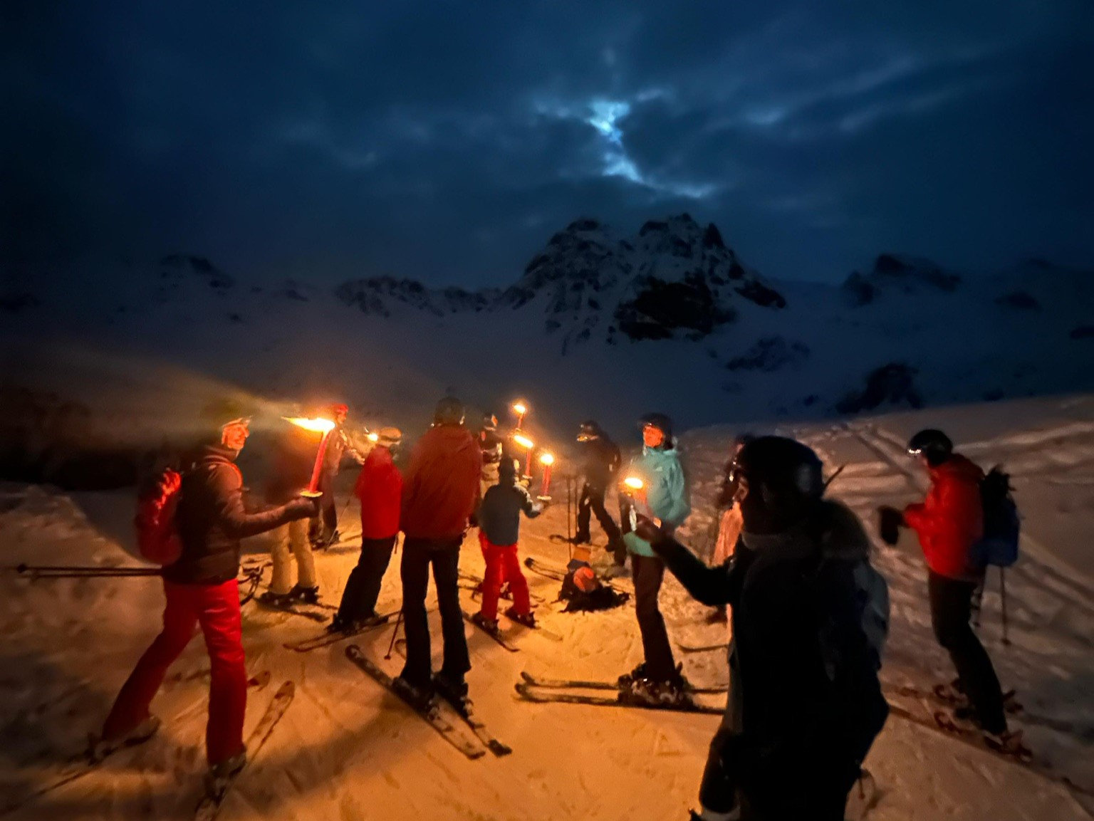 star descente aux flambeaux à st-luc