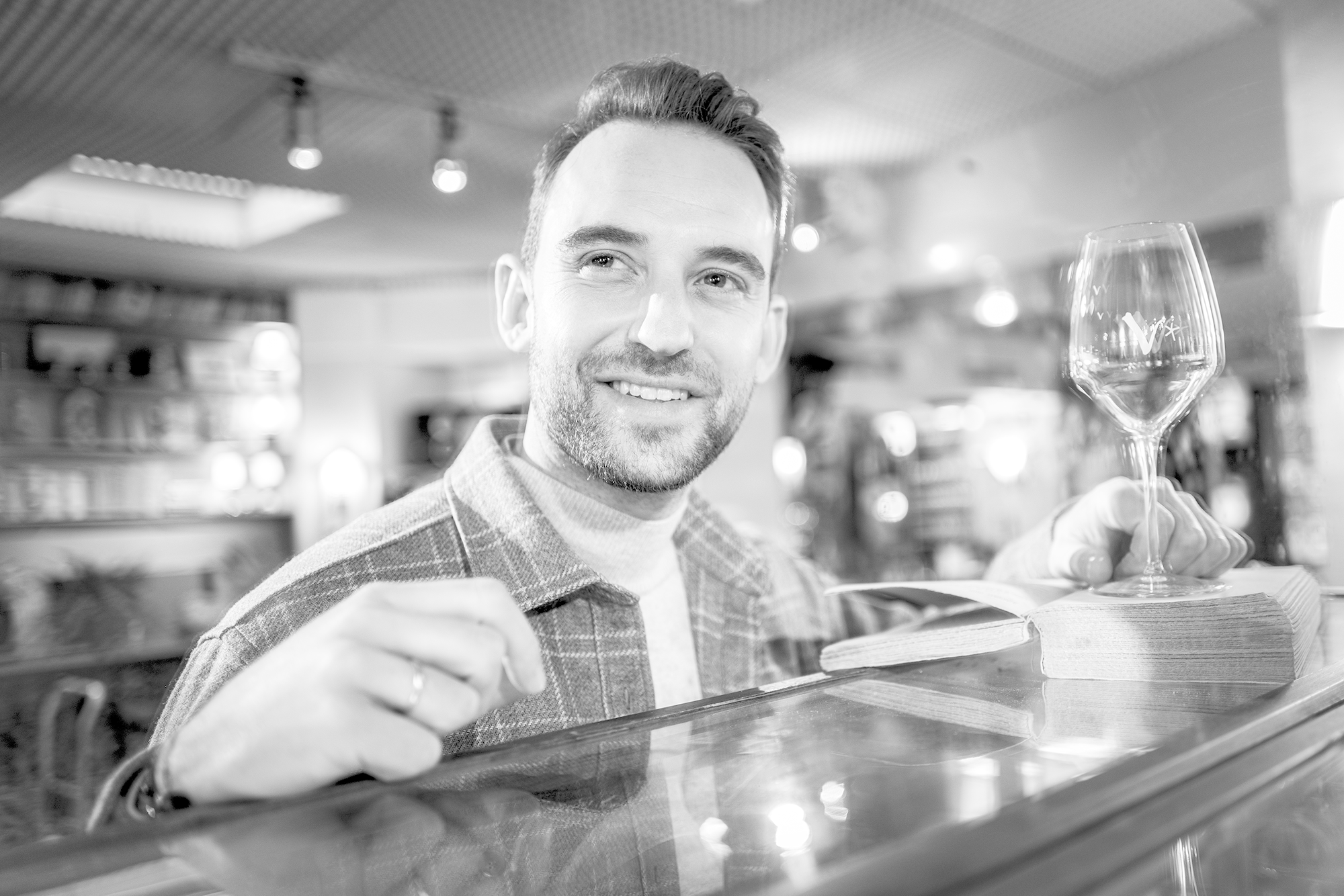 28_joel_dicker-by-gerard-philippe-mabillardpng