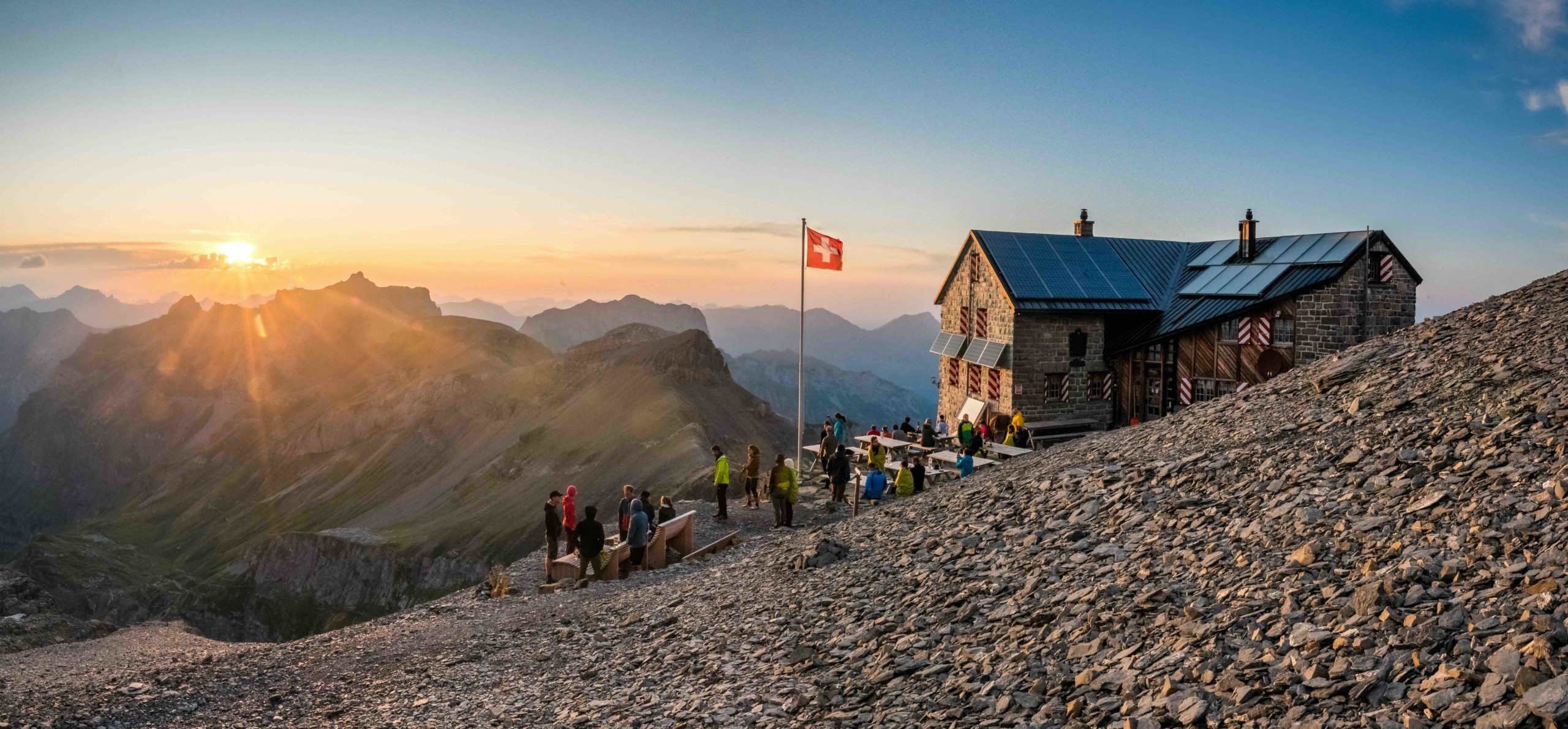 blüemlisalphütte sac with hohtürli in the swiss alps