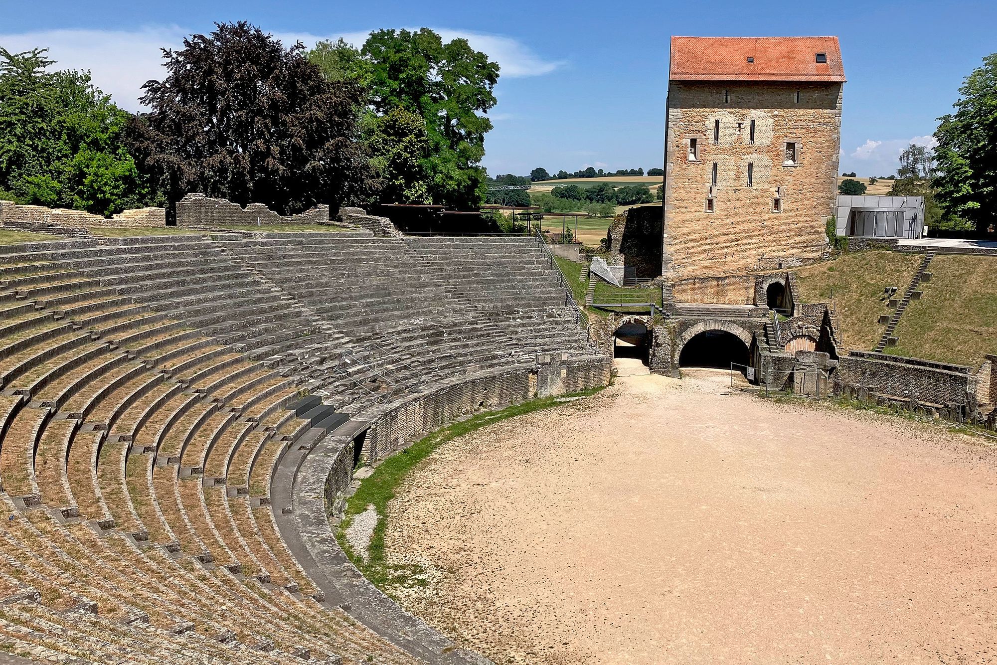 16_avenches_arene_1811jpeg